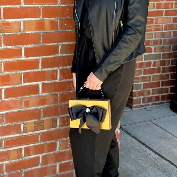 Gold & Black Bow Evening Bag - Picture 1 of 6